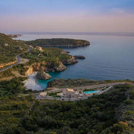 Foneas Bay