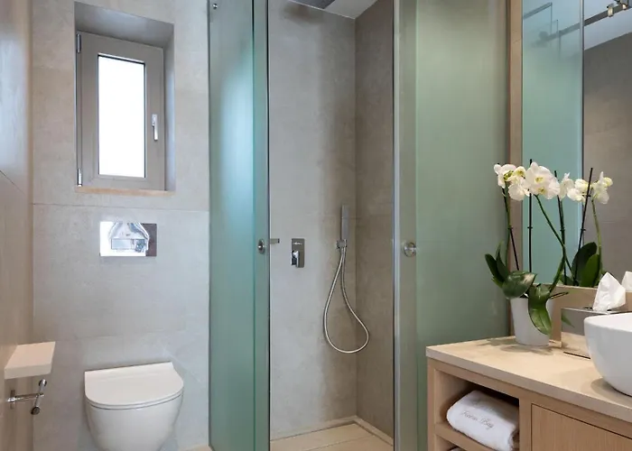 Foneas Bay * Proástion