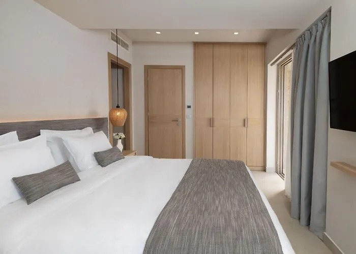 Foneas Bay Proástion